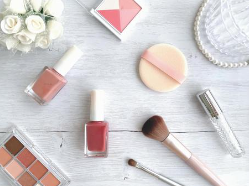 まさか？！オイリー肌でも朝のメイクが夜までキープ！〜オイリー肌でもメイク崩れしない方法-